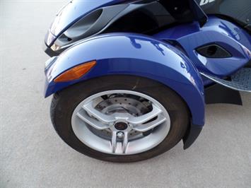 2010 Can Am Spyder RS SE5   - Photo 17 - Kingman, KS 67068