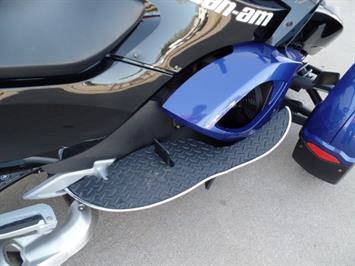 2010 Can Am Spyder RS SE5   - Photo 7 - Kingman, KS 67068