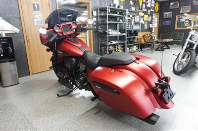 2025 Indian Chieftain Dark Horse   - Photo 6 - Kingman, KS 67068