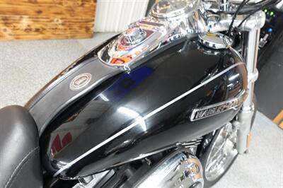 2012 Harley-Davidson Super Glide Custom   - Photo 16 - Kingman, KS 67068