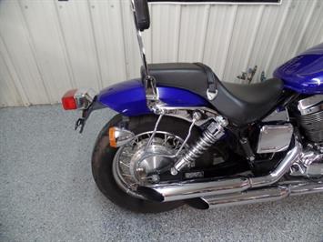 2005 Honda Shadow 750 Spirit   - Photo 5 - Kingman, KS 67068