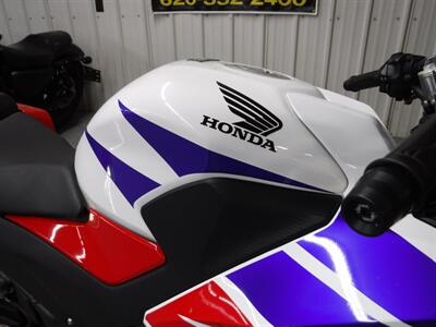 2015 Honda CBR 300 R ABS   - Photo 10 - Kingman, KS 67068