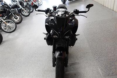 2023 Yamaha MT-10 - Photo 3 - Kingman, KS 67068