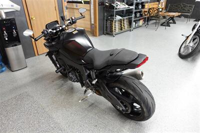 2023 Yamaha MT-10 - Photo 6 - Kingman, KS 67068