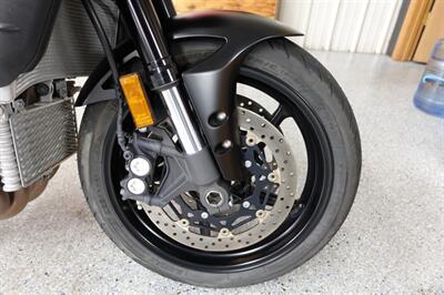 2023 Yamaha MT-10 - Photo 9 - Kingman, KS 67068