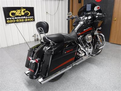 2013 Harley-Davidson Road Glide Custom   - Photo 11 - Kingman, KS 67068