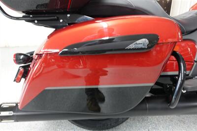 2023 Indian Pursuit Dark Horse with Premium Package - Photo 22 - Kingman, KS 67068