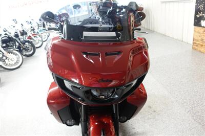 2023 Indian Pursuit Dark Horse with Premium Package - Photo 3 - Kingman, KS 67068