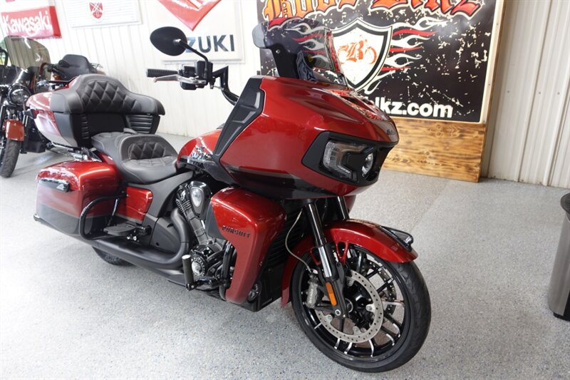 2023 Indian Pursuit Dark Horse with Premium Package  