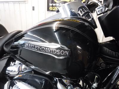 2017 Harley-Davidson Ultra Classic   - Photo 6 - Kingman, KS 67068
