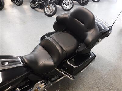 2017 Harley-Davidson Ultra Classic   - Photo 16 - Kingman, KS 67068