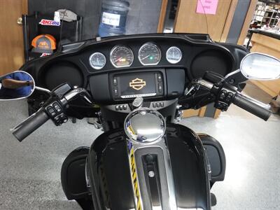 2017 Harley-Davidson Ultra Classic   - Photo 13 - Kingman, KS 67068