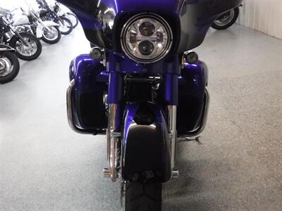 2017 Harley-Davidson Street Glide CVO   - Photo 6 - Kingman, KS 67068