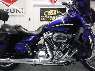 2017 Harley-Davidson Street Glide CVO   - Photo 3 - Kingman, KS 67068