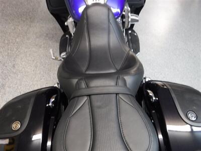 2017 Harley-Davidson Street Glide CVO   - Photo 9 - Kingman, KS 67068