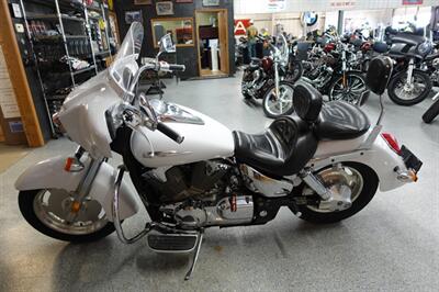 2006 Honda VTX 1300 R   - Photo 6 - Kingman, KS 67068