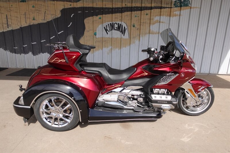 2018 Honda Gold Wing DCT Tour Roadsmith Trike   - Photo 1 - Kingman, KS 67068