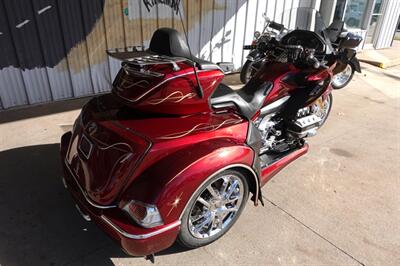 2018 Honda Gold Wing DCT Tour Roadsmith Trike   - Photo 8 - Kingman, KS 67068