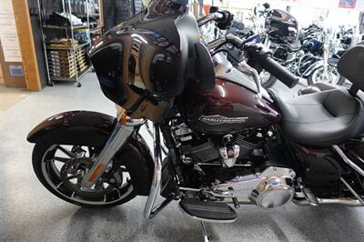 2022 Harley-Davidson Street Glide   - Photo 20 - Kingman, KS 67068