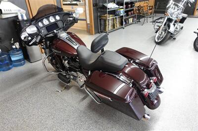 2022 Harley-Davidson Street Glide   - Photo 6 - Kingman, KS 67068