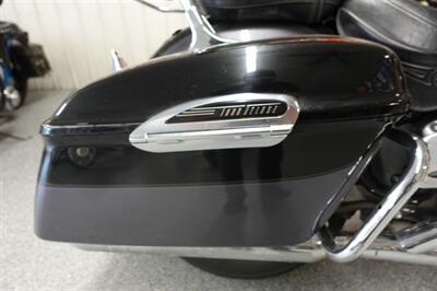 2005 Yamaha Royal Star Tour Deluxe   - Photo 23 - Kingman, KS 67068