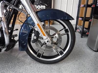 2016 Harley-Davidson Street Glide Special   - Photo 9 - Kingman, KS 67068