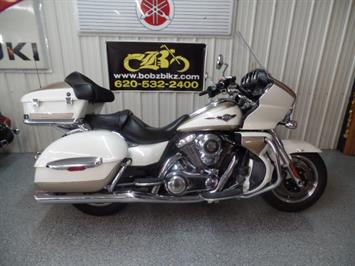 2012 Kawasaki Vulcan 1700 Voyager ABS   - Photo 1 - Kingman, KS 67068