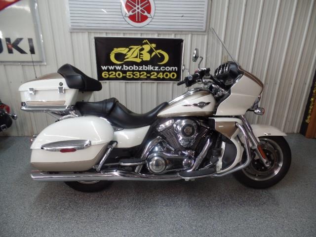 2012 Kawasaki Vulcan 1700 Voyager ABS   - Photo 1 - Kingman, KS 67068