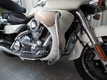 2012 Kawasaki Vulcan 1700 Voyager ABS   - Photo 12 - Kingman, KS 67068