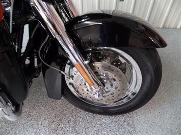 2001 Harley-Davidson Road Glide CVO - Photo 15 - Kingman, KS 67068