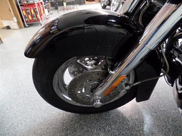 2001 Harley-Davidson Road Glide CVO - Photo 18 - Kingman, KS 67068