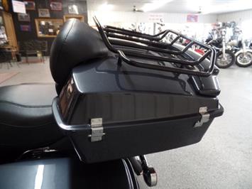 2001 Harley-Davidson Road Glide CVO - Photo 24 - Kingman, KS 67068