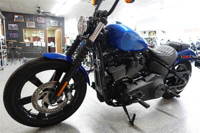 2024 Harley-Davidson Street Bob   - Photo 4 - Kingman, KS 67068