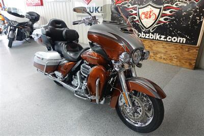 2014 Harley-Davidson CVO Ultra Limited - Photo 2 - Kingman, KS 67068