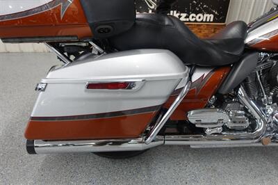 2014 Harley-Davidson CVO Ultra Limited - Photo 9 - Kingman, KS 67068