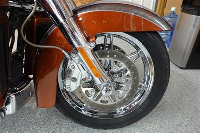 2014 Harley-Davidson CVO Ultra Limited - Photo 12 - Kingman, KS 67068