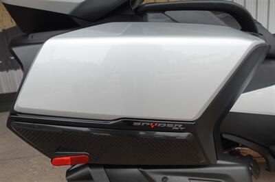 2024 Can Am Spyder RT Limited SE6 - Photo 26 - Kingman, KS 67068
