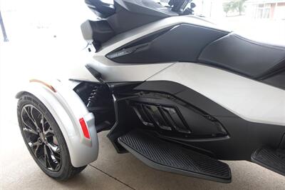 2024 Can Am Spyder RT Limited SE6 - Photo 18 - Kingman, KS 67068