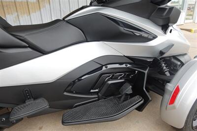 2024 Can Am Spyder RT Limited SE6 - Photo 11 - Kingman, KS 67068
