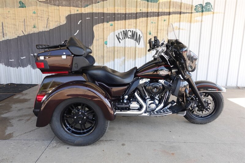 2011 Harley-Davidson Tri Glide - Photo 1 - Kingman, KS 67068