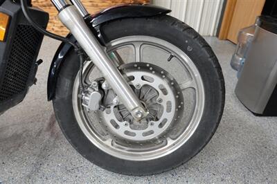 2005 Honda Shadow 1100 Spirit   - Photo 13 - Kingman, KS 67068
