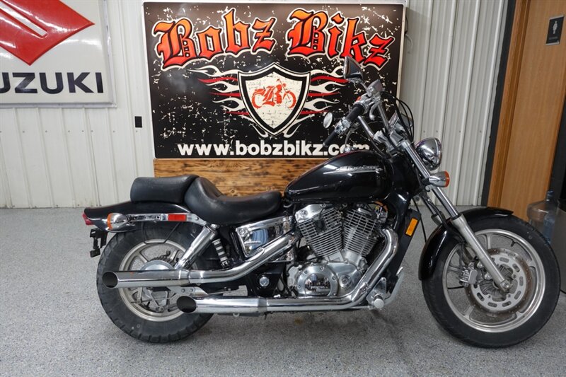 2005 Honda Shadow 1100 Spirit   - Photo 1 - Kingman, KS 67068