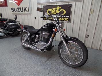 2007 Suzuki Boulevard S40   - Photo 2 - Kingman, KS 67068
