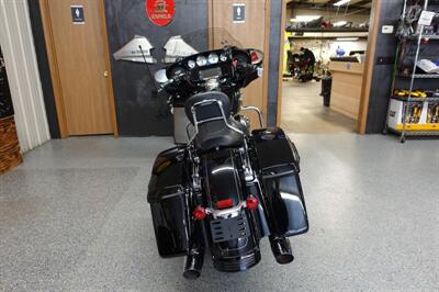 2015 Harley-Davidson Street Glide Special   - Photo 7 - Kingman, KS 67068
