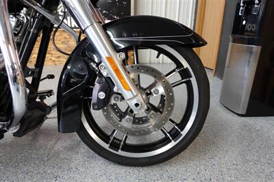 2015 Harley-Davidson Street Glide Special   - Photo 10 - Kingman, KS 67068