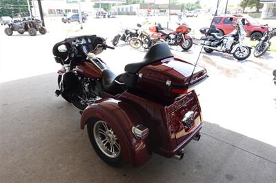 2017 Harley-Davidson Tri Glide   - Photo 6 - Kingman, KS 67068