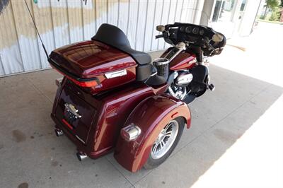 2017 Harley-Davidson Tri Glide   - Photo 8 - Kingman, KS 67068