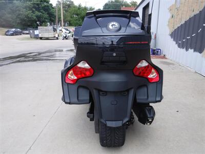 2016 Can Am Spyder RT Limited SE6 - Photo 8 - Kingman, KS 67068