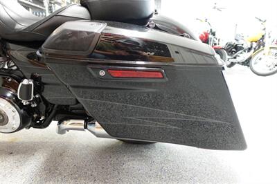2017 Harley-Davidson Street Glide CVO   - Photo 30 - Kingman, KS 67068