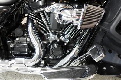 2017 Harley-Davidson Street Glide CVO   - Photo 14 - Kingman, KS 67068